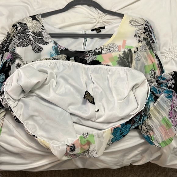 Milano fun coloured blouse. Size XL - Picture 6 of 7